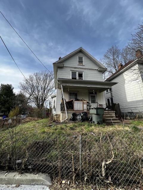 110 E Blake Ave, Columbus, OH 43202 photo 3
