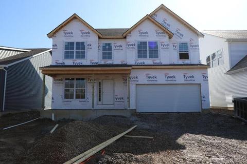 6194 Chisholm St, Westerville, OH 43081