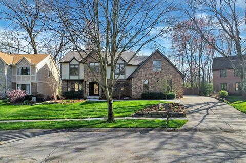 8117 Linden Leaf Cir, Columbus, OH 43235