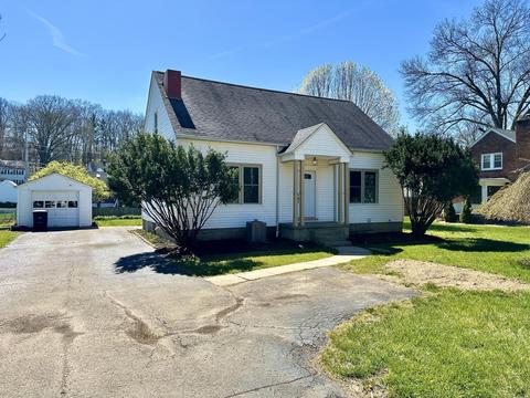 856 Pleasantville Rd, Lancaster, OH 43130