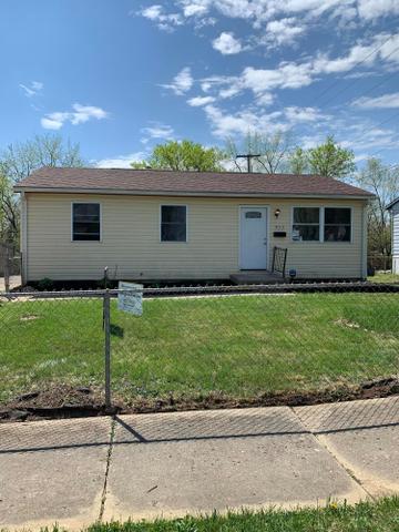 933 Robinson Dr, Springfield, OH 45506