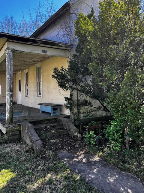 127 W Elm St, Washington Court House, OH 43160