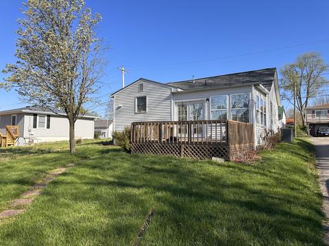 139 Hayward Ave, Circleville, OH 43113 photo 3