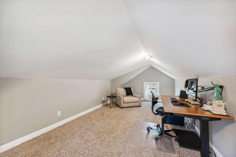 196 E Como Ave, Columbus, OH 43202 photo 21