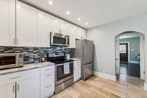 196 E Como Ave, Columbus, OH 43202 photo 11
