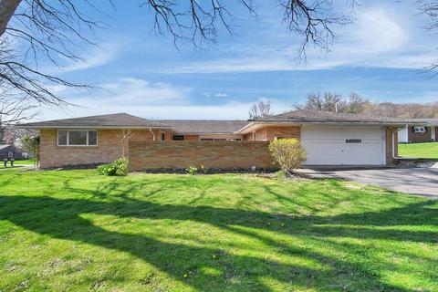 1413 Krebs Dr, Newark, OH 43055