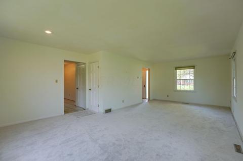 720 Hawthorne Dr, Circleville, OH 43113 photo 13