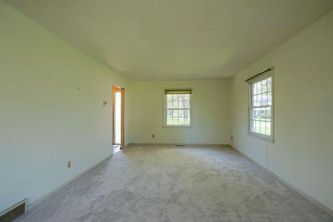 720 Hawthorne Dr, Circleville, OH 43113 photo 15