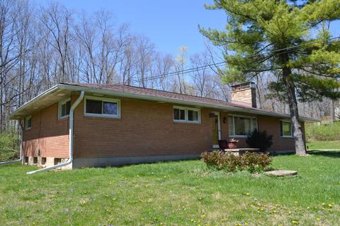1045 White Oak Dr, Springfield, OH 45504 photo 3
