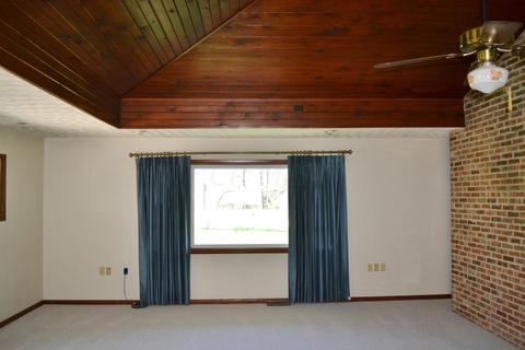 1045 White Oak Dr, Springfield, OH 45504 photo 24