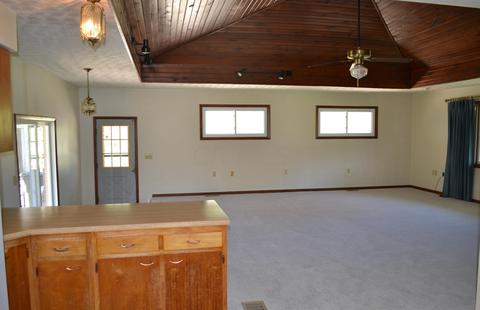 1045 White Oak Dr, Springfield, OH 45504 photo 21