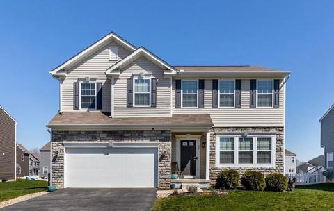 37 Burroughs Dr, Ashville, OH 43103