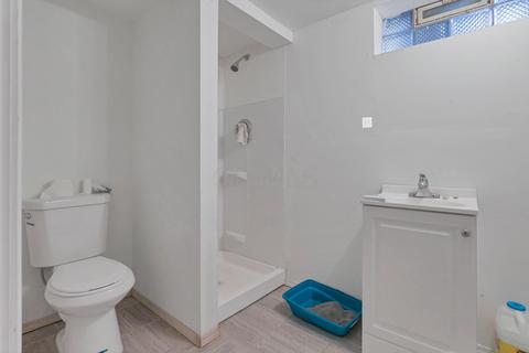 1675 E Maynard Ave, Columbus, OH 43219 photo 20
