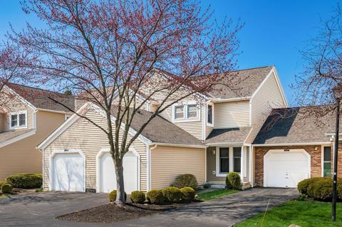 3870 Cherrybridge Ln #29-6, Dublin, OH 43016