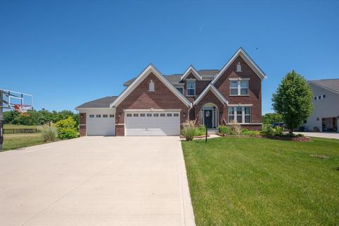 6568 Streamside Dr, Galena, OH 43021