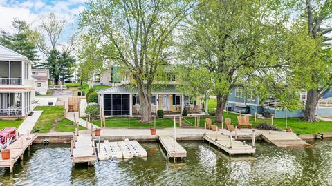 111 Lakeview Dr, Buckeye Lake, OH 43008