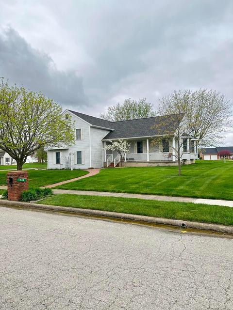 1100 Storybrook Dr, Washington Court House, OH 43160