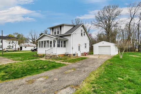 113 High St, Pleasantville, OH 43148