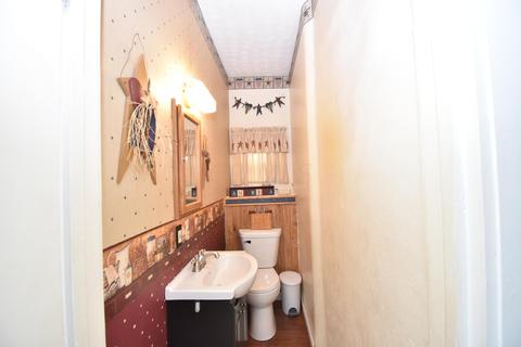 826 S Myrtle Ave, Willard, OH 44890 photo 9
