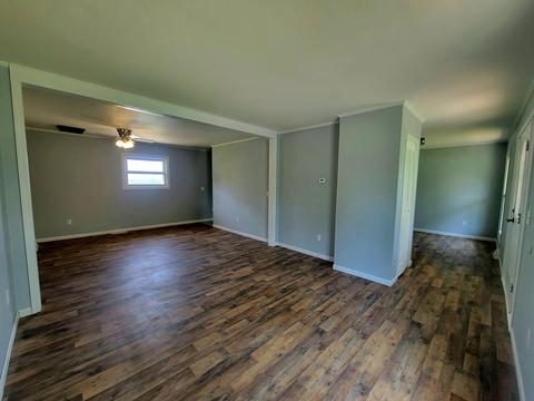 23873 Eisenhower Dr, Circleville, OH 43113 photo 7