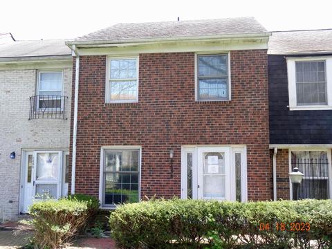 2458 Hardesty Dr S #T-8, Columbus, OH 43204