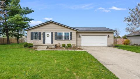 125 Autumn Haze Ln, Kenton, OH 43326
