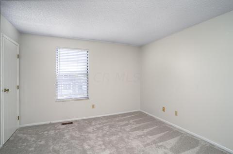4937 Singleton Dr #11D, Hilliard, OH 43026 photo 11