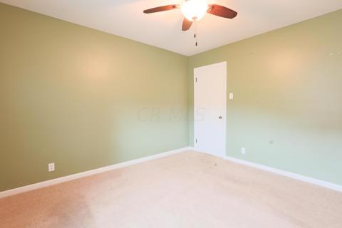 321 E A St, Wellston, OH 45692 photo 18