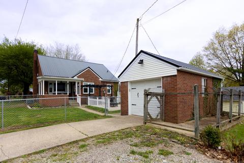 321 E A St, Wellston, OH 45692 photo 6