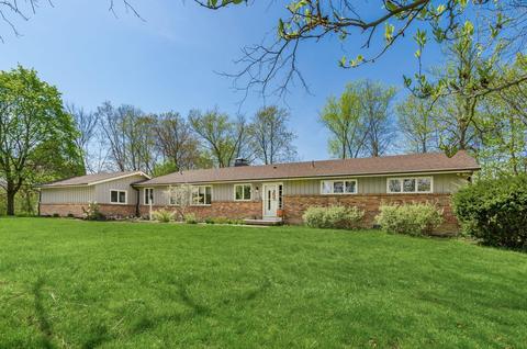 2776 Minerva Lake Rd, Columbus, OH 43231