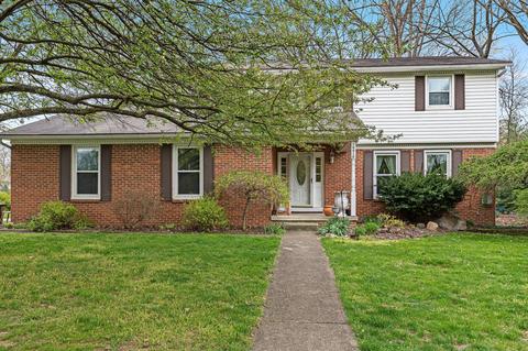 1081 Autumn Woods Dr, Westerville, OH 43081
