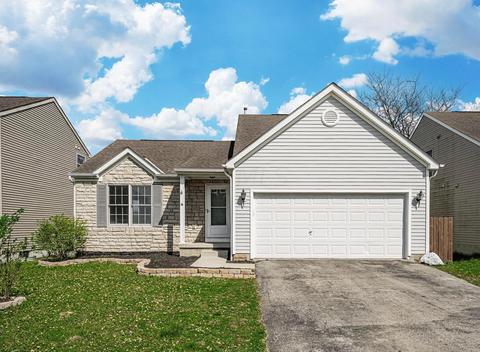 2076 Winding Hollow Dr, Grove City, OH 43123