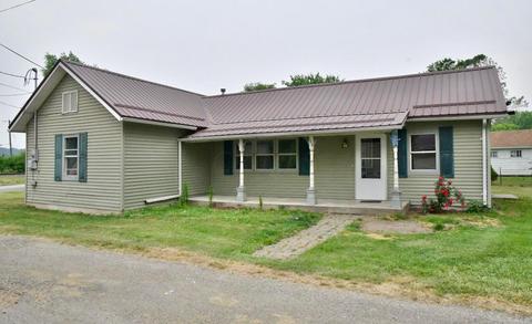 164 South St, Frazeysburg, OH 43822