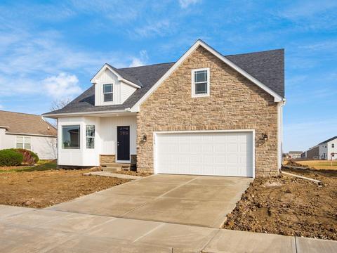 790 Francis Dr, Heath, OH 43056