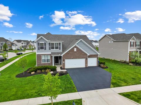 619 Eagle Walk Rd, Delaware, OH 43015