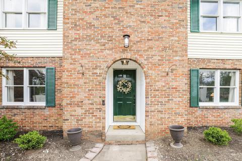 1663 Parkland Dr, Lancaster, OH 43130 photo 2