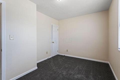114 Wilson Ave, Circleville, OH 43113 photo 9