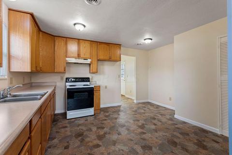 114 Wilson Ave, Circleville, OH 43113 photo 11