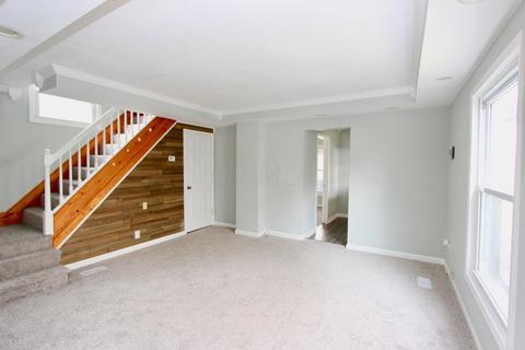 470 Davids St, Marion, OH 43302 photo 4