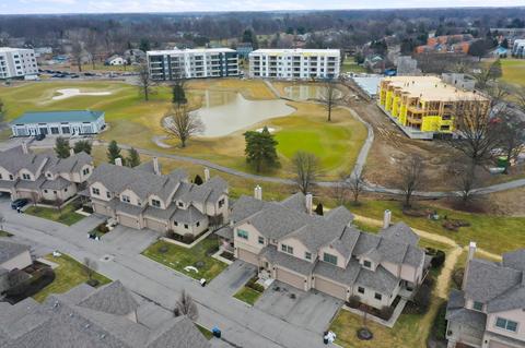 5222 Double Eagle Dr, Westerville, OH 43081