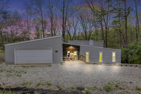 269 Winnebago Ln, Bremen, OH 43107