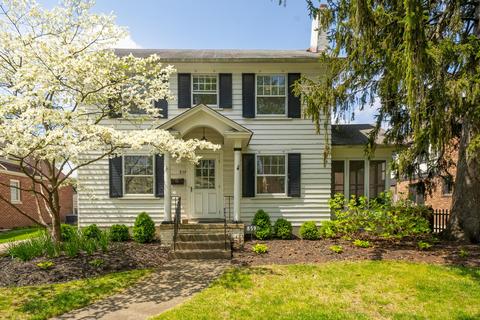 859 S Remington Rd, Bexley, OH 43209