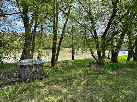 4143 Oh-669, Mcconnelsville, OH 43756
