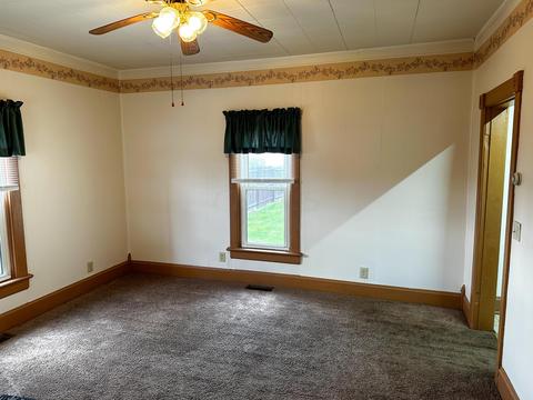 583 Silver St, Marion, OH 43302 photo 7