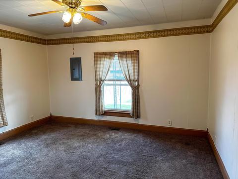 583 Silver St, Marion, OH 43302 photo 8