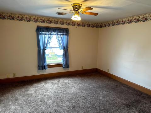 583 Silver St, Marion, OH 43302 photo 5