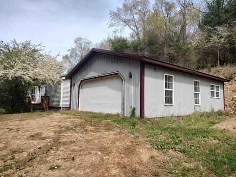 17026 Mary Ann Furnace Rd, Nashport, OH 43830