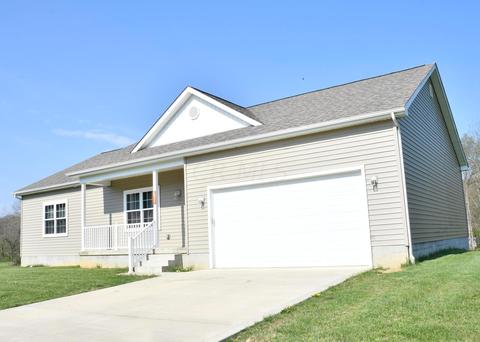 13977 Hemlock Pkwy, Logan, OH 43138