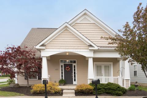 4529 Pebble Beach Dr, Grove City, OH 43123