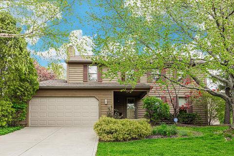 5320 Lynx Ct, Westerville, OH 43081
